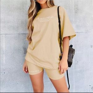 Cream T-shirt and biker 2 piece set